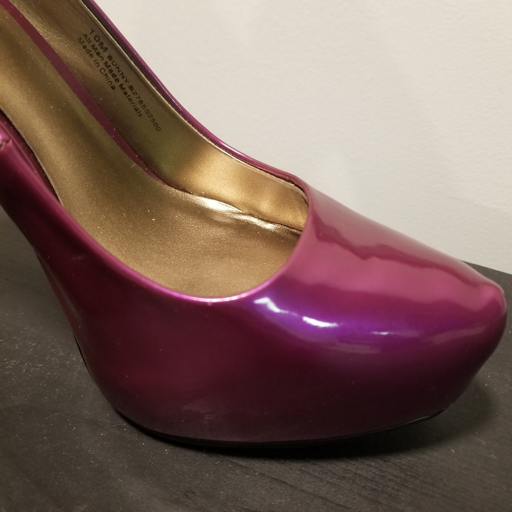 Platform Pumps - Picture 2 of 4